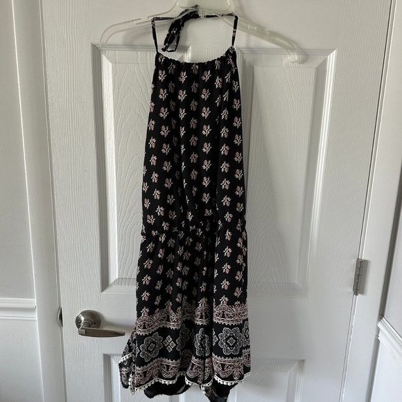 Halter Patterned Romper - Picture 1 of 4